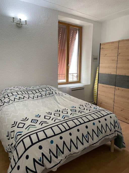 Bourbonne Les Bains, Appartement T2 Pour 2 Exterior foto